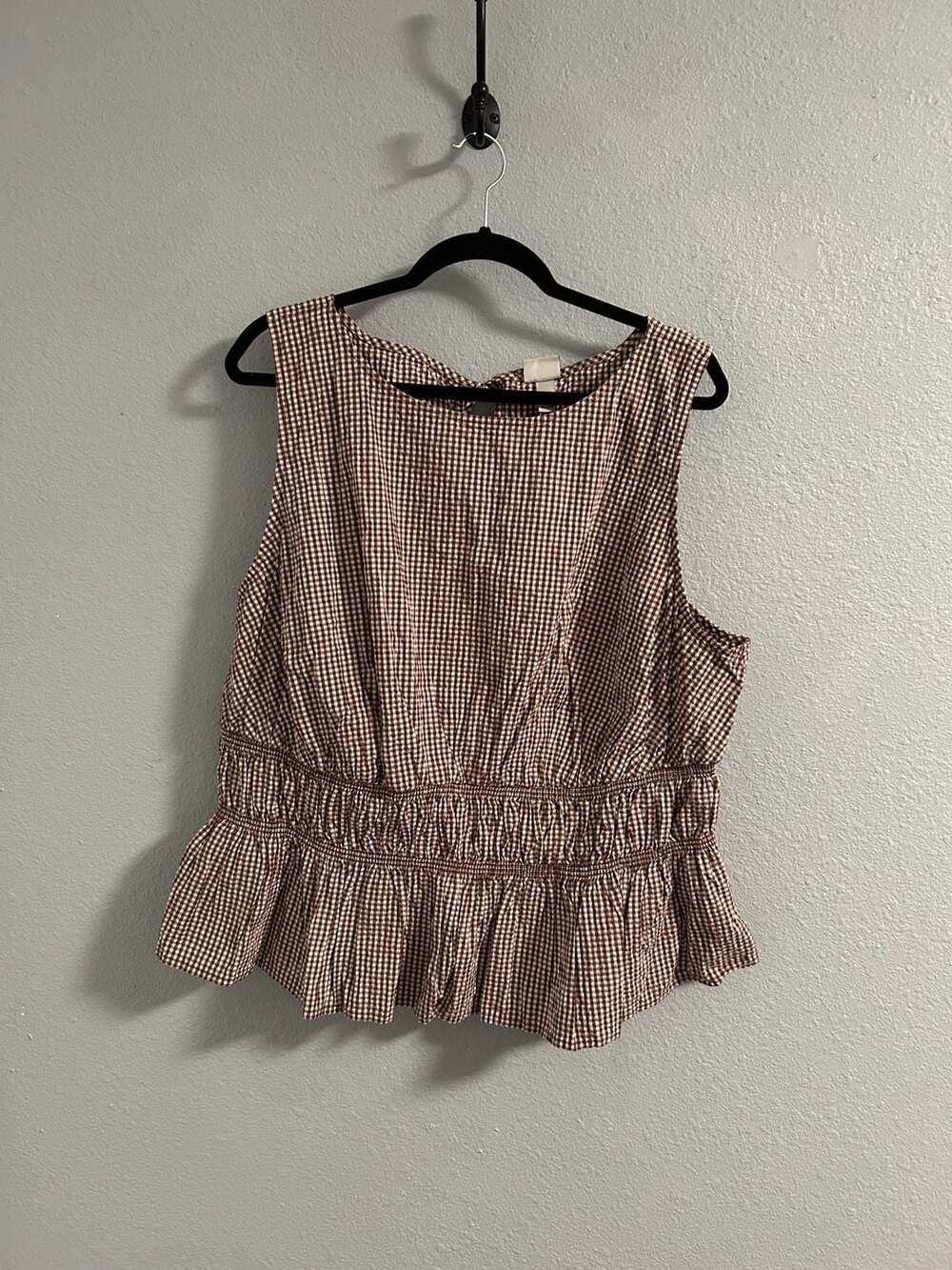 A New Day Sleeveless Top M Brown Gingham